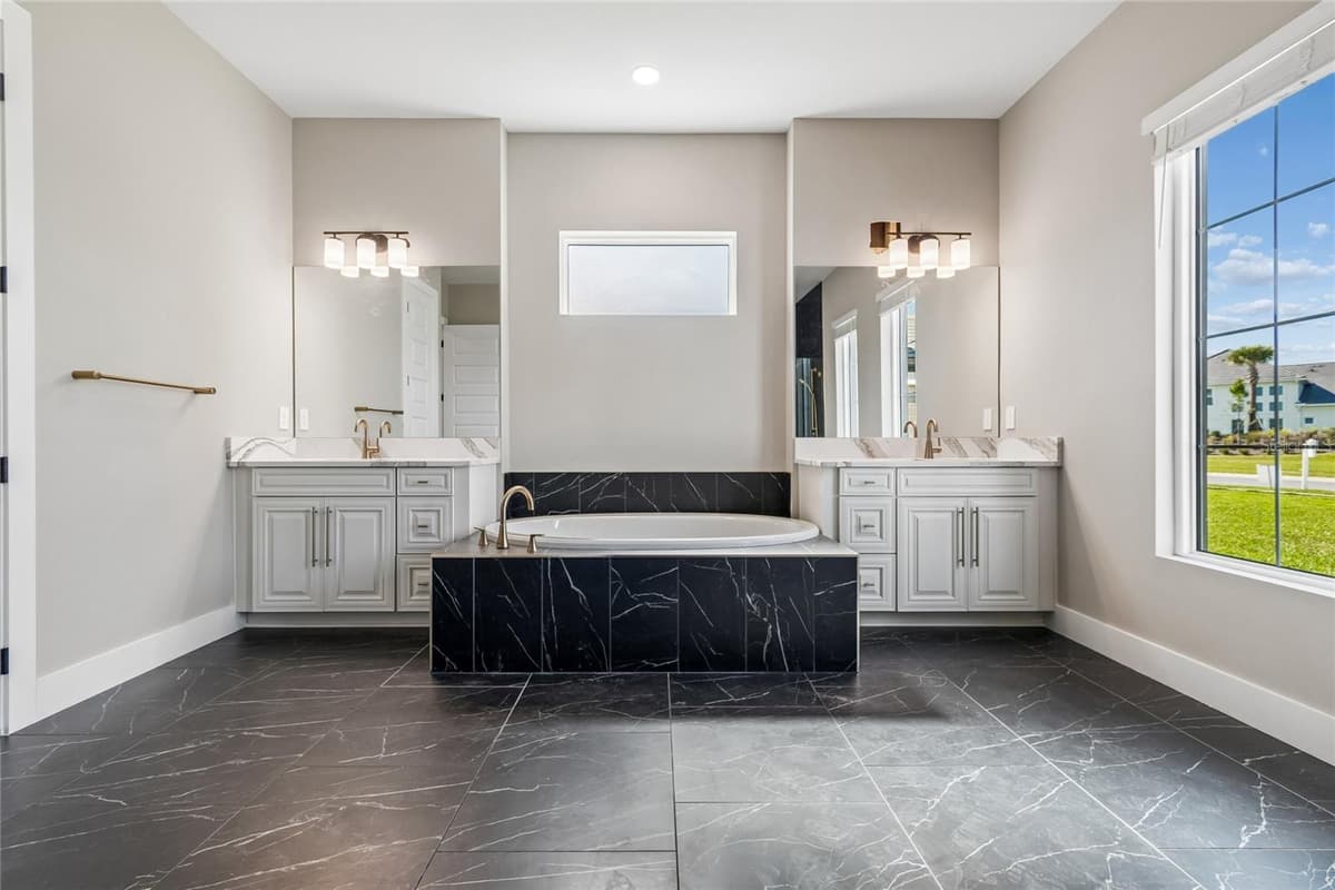1170 KINGS WAY DRIVE — photo 10 of 15