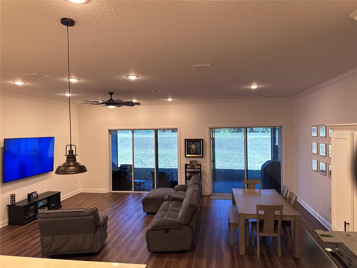 10190 DOLPHIN GULL CIRCLE — photo 18 of 57