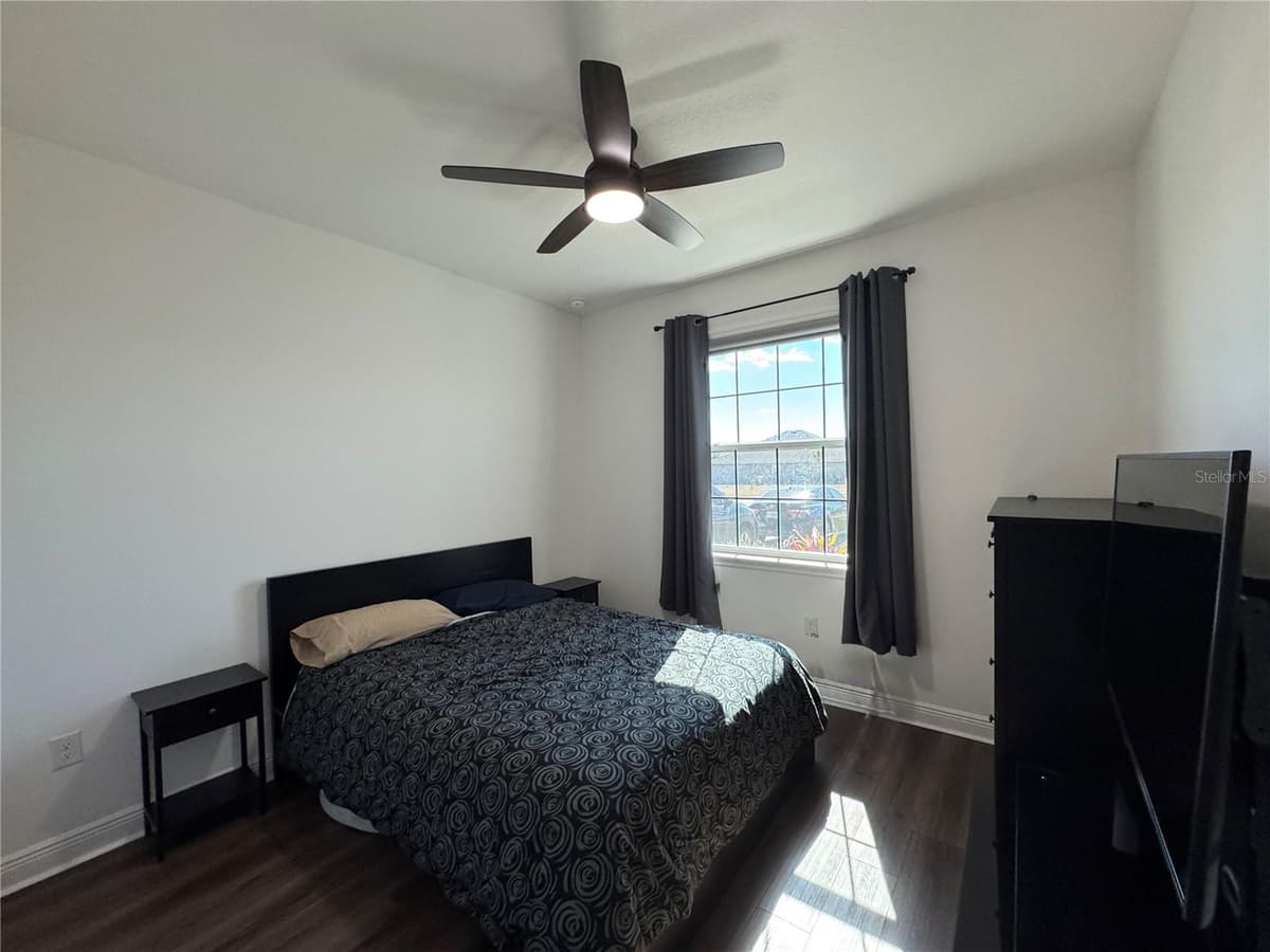 10190 DOLPHIN GULL CIRCLE — photo 13 of 57
