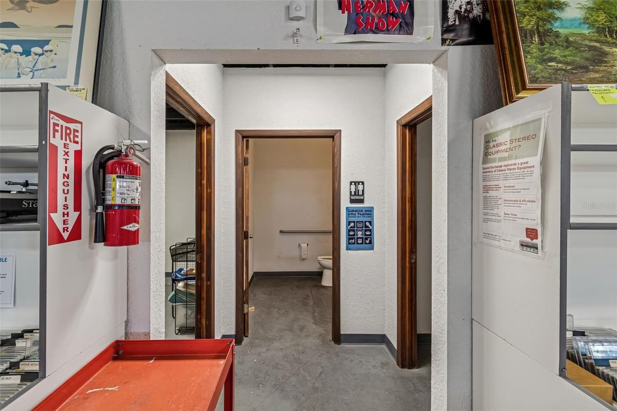8625 66TH STREET — photo 18 of 19