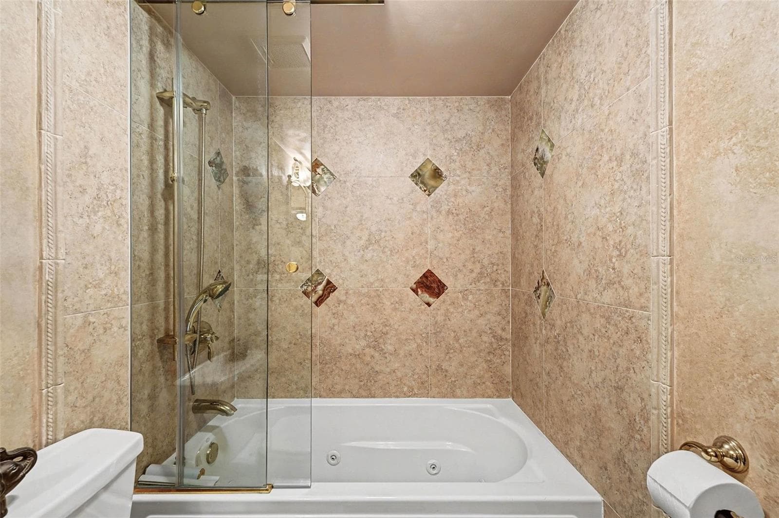 3165 ATLANTIC AVE — photo 20 of 33