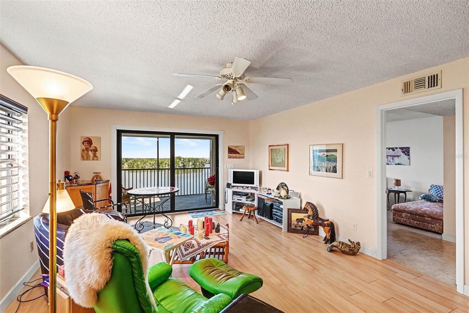3165 ATLANTIC AVE — photo 4 of 33