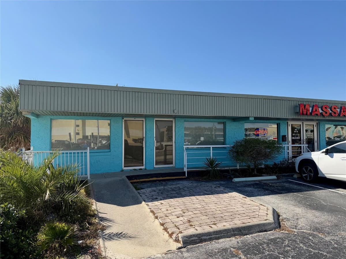 3400 ATLANTIC AVENUE — photo 1 of 4