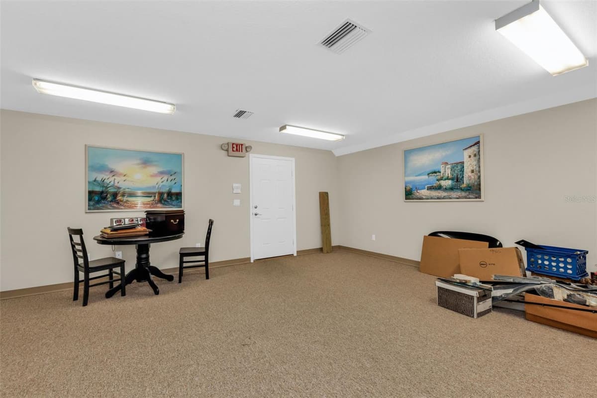 493 BARGER DRIVE — photo 40 of 56