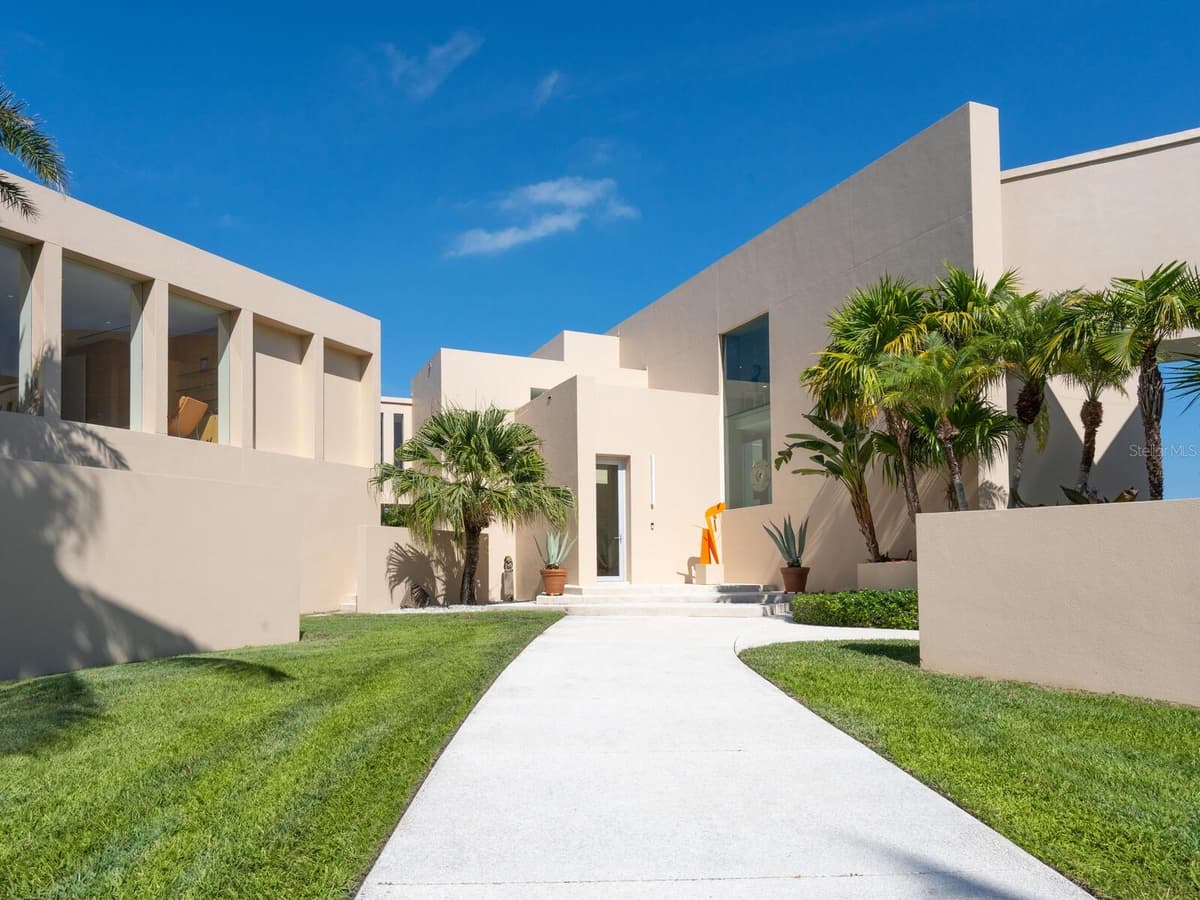 6610 GULF OF MEXICO DRIVE — photo 17 of 83