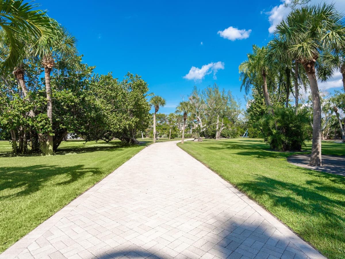 6610 GULF OF MEXICO DRIVE — photo 51 of 83