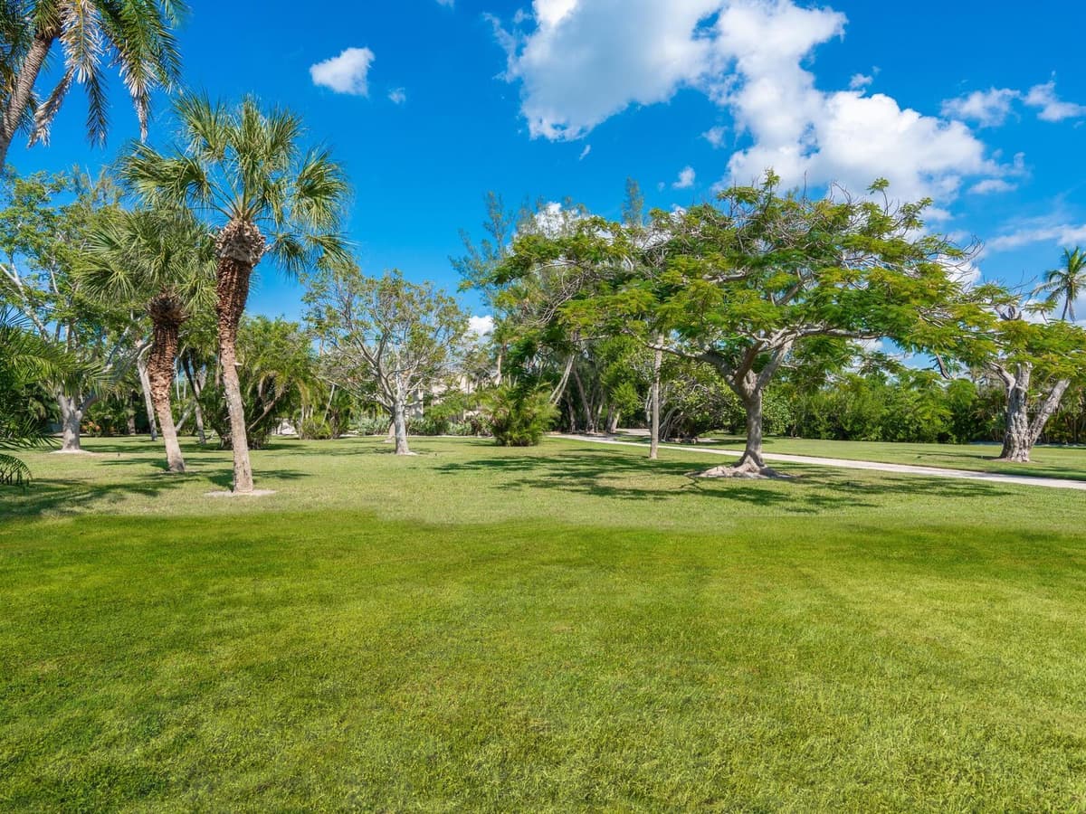 6610 GULF OF MEXICO DRIVE — photo 65 of 83