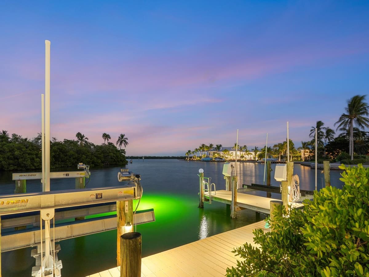 6610 GULF OF MEXICO DRIVE — photo 81 of 83