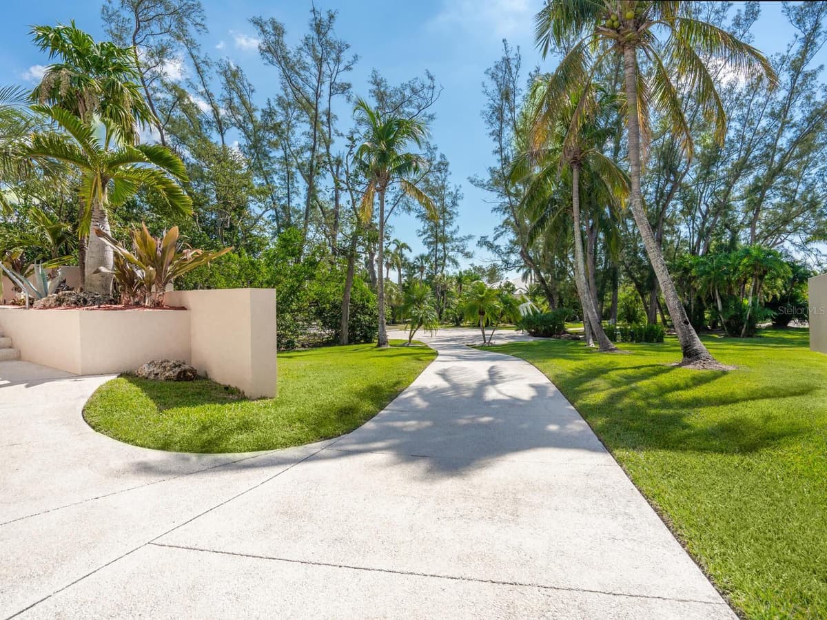 6610 GULF OF MEXICO DRIVE — photo 71 of 83