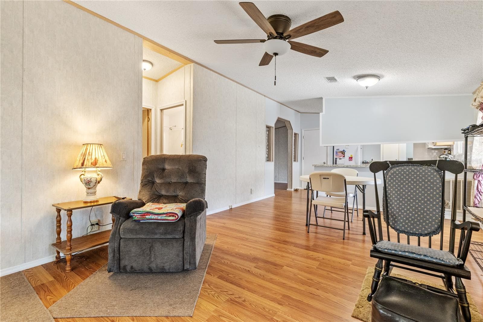 205 CARRIAGE LANE — photo 15 of 41
