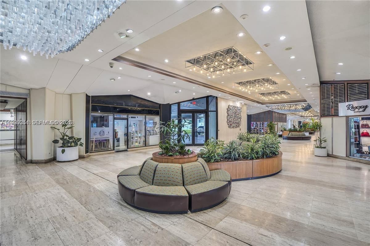 999 BRICKELL BAY DRIVE — photo 6 of 67