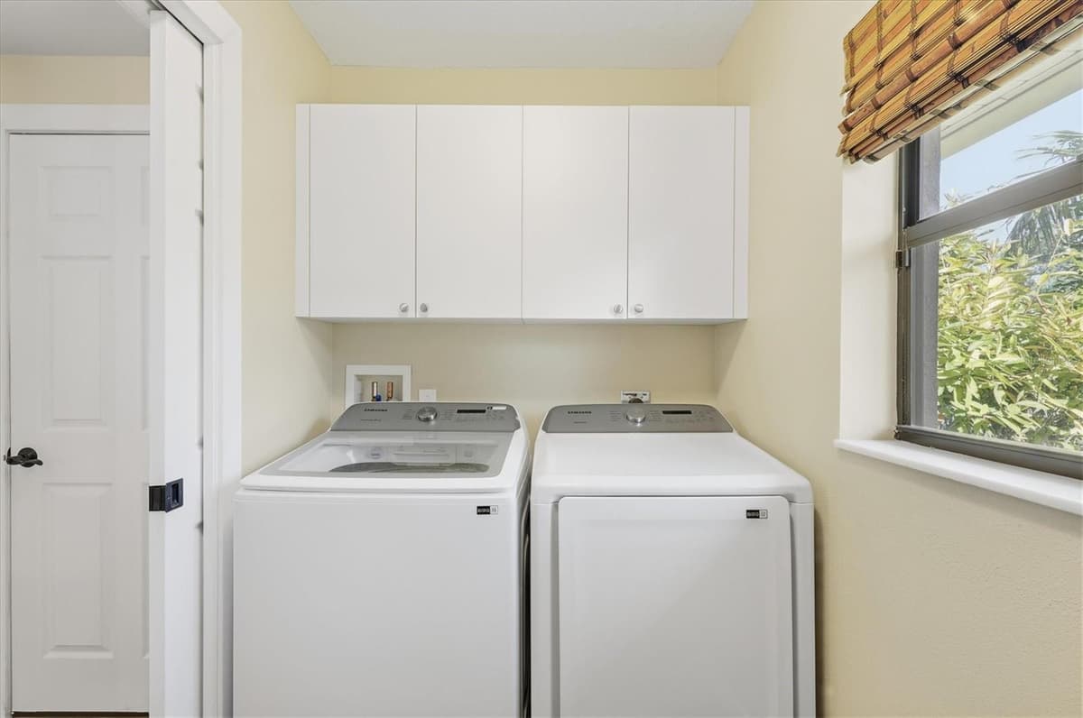 1710 PARKER DRIVE — photo 42 of 58