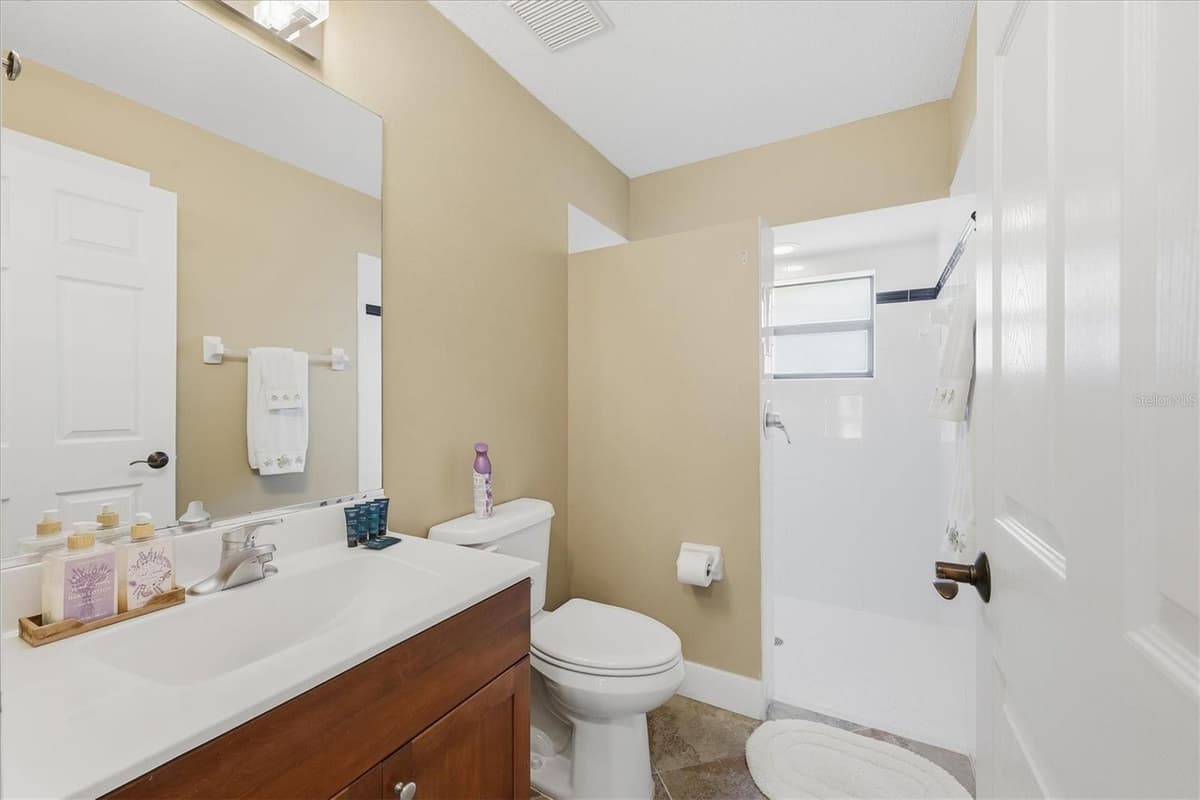 1710 PARKER DRIVE — photo 40 of 58
