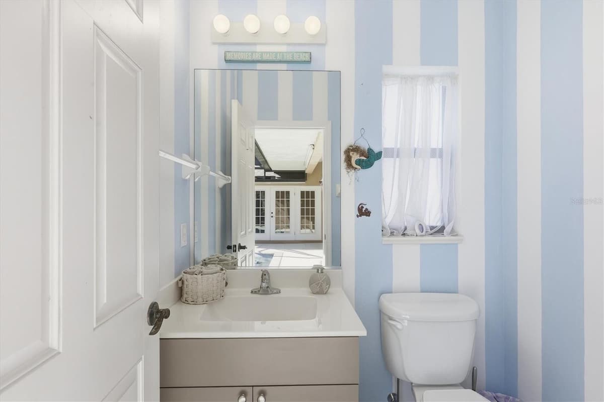 1710 PARKER DRIVE — photo 47 of 58