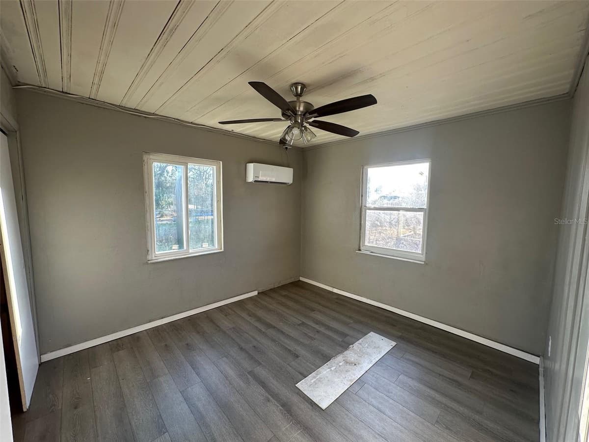 9710 21ST AVENUE — photo 18 of 29
