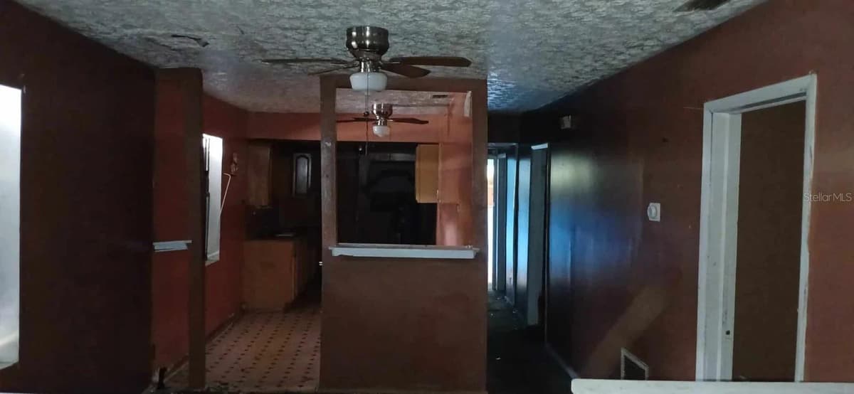 5851 DUNMIRE AVENUE — photo 23 of 34