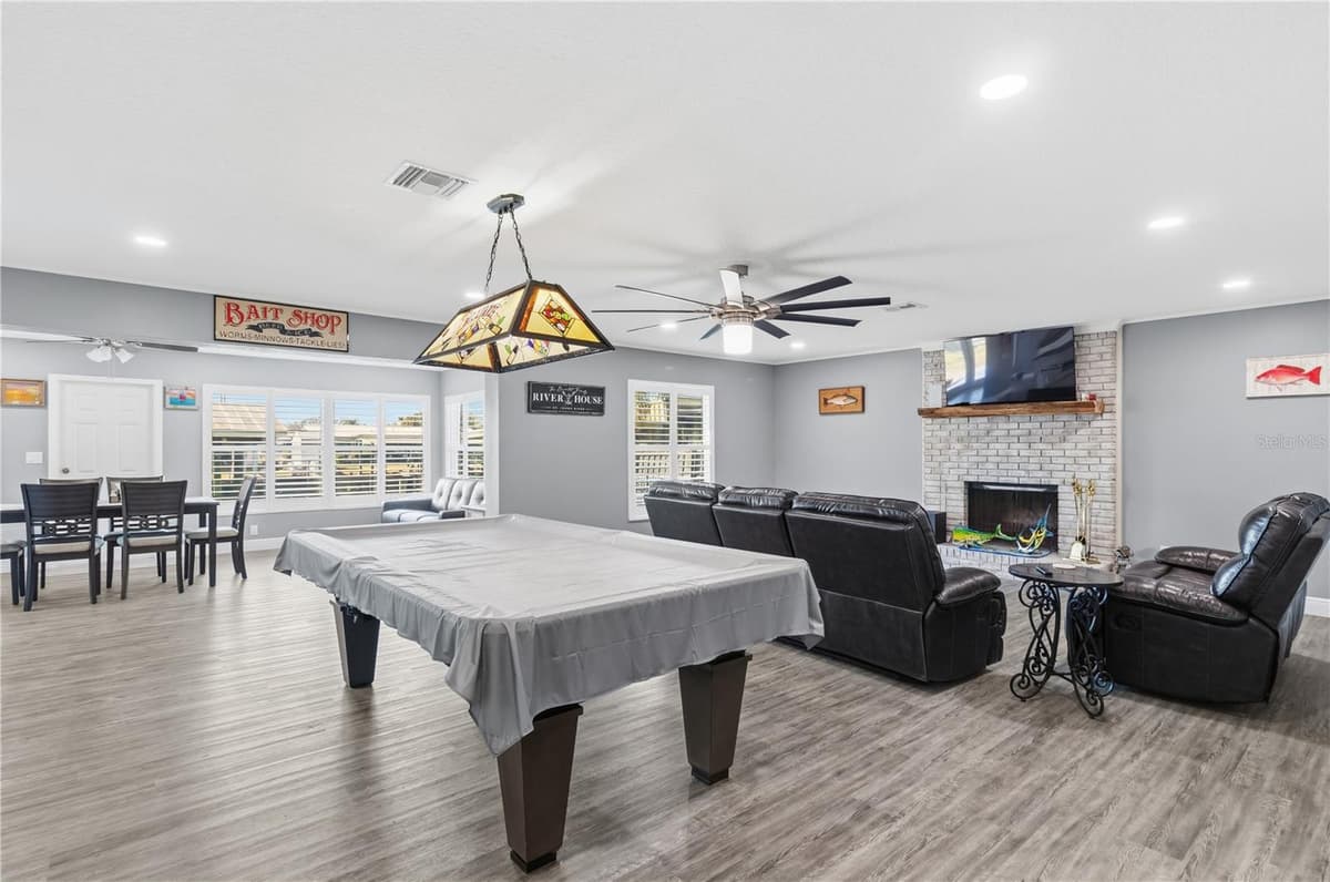 1621 SPRING GARDEN DRIVE — photo 5 of 59