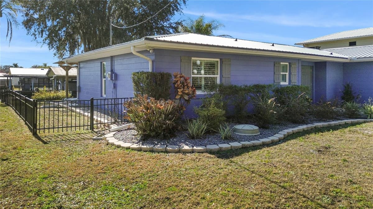 1621 SPRING GARDEN DRIVE — photo 48 of 59