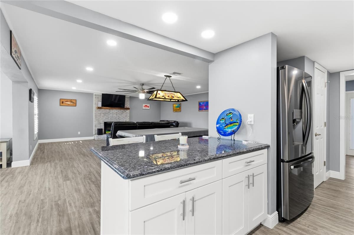 1621 SPRING GARDEN DRIVE — photo 13 of 59