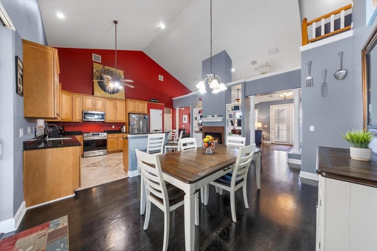 15104 COUNTY ROAD 48 — photo 14 of 56