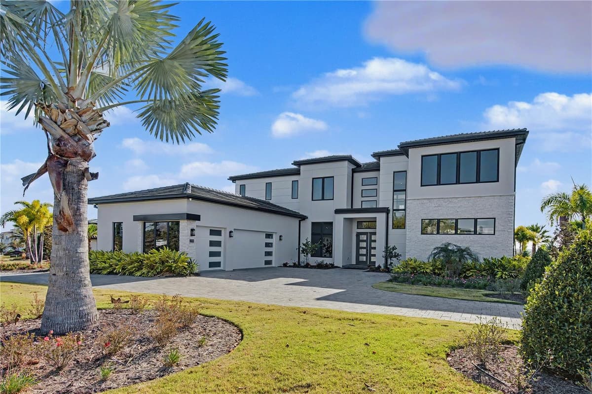 17300 PESCE LOOP — photo 2 of 43