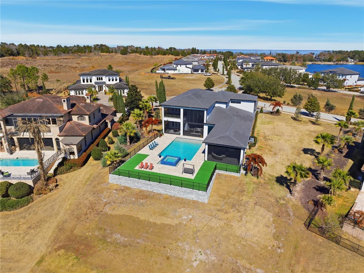 17300 PESCE LOOP — photo 41 of 43