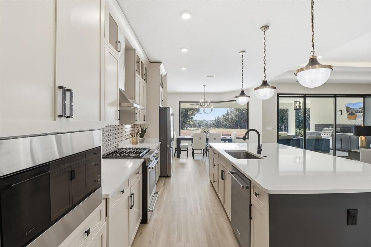2815 PRESTWICK WAY — photo 13 of 48
