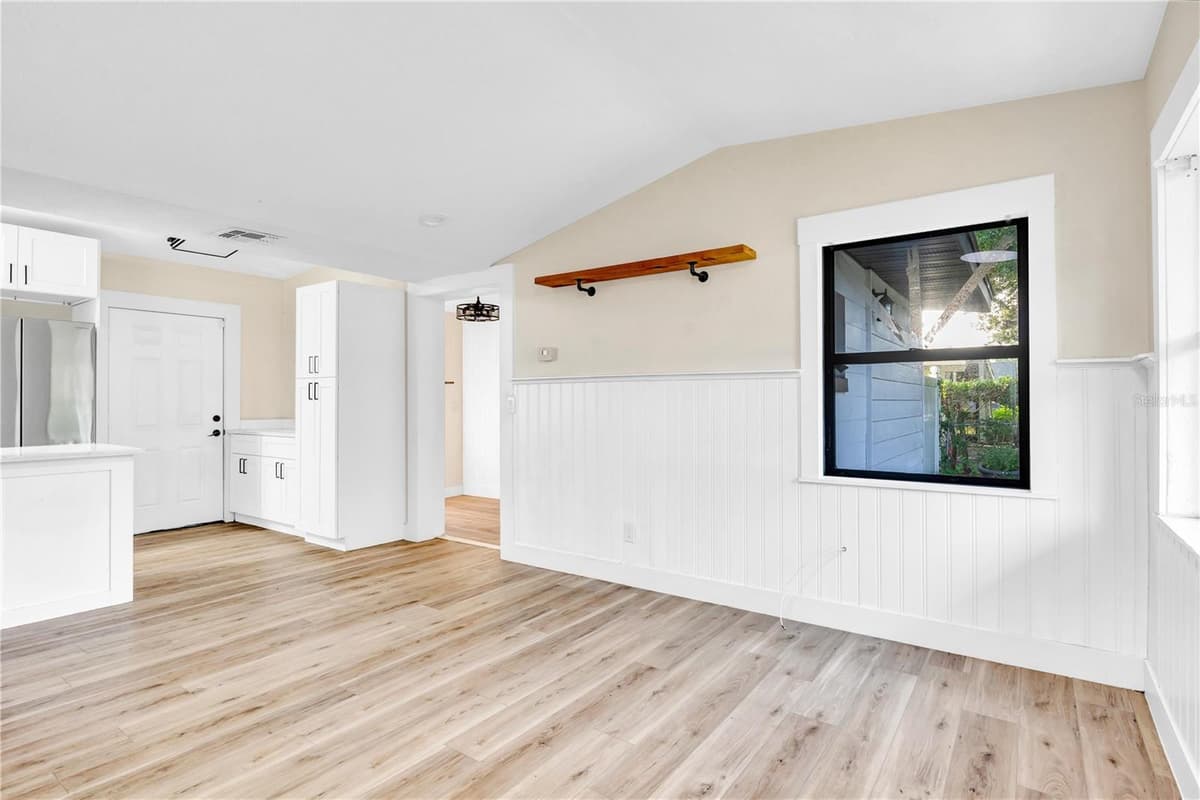 261 1ST STREET — photo 4 of 23