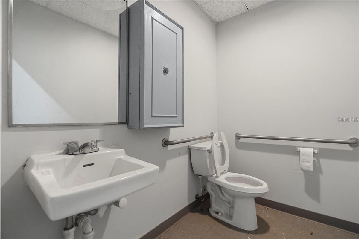 1650 TROPIC PARK DRIVE — photo 5 of 7