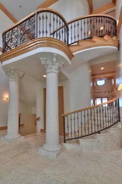 220 GULF BOULEVARD — photo 3 of 29