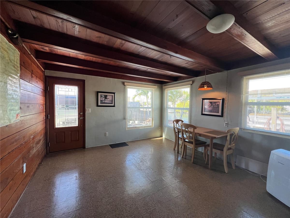 2650 COCO PLUM DRIVE — photo 11 of 52