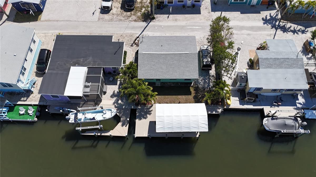 2650 COCO PLUM DRIVE — photo 10 of 52