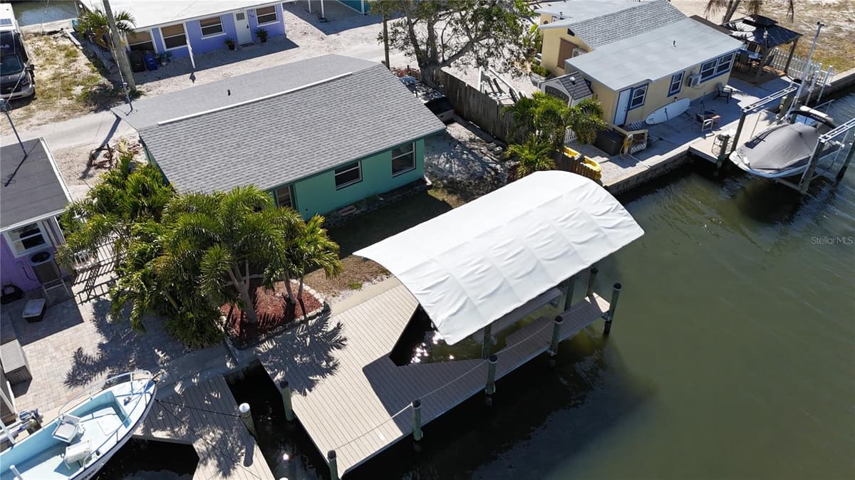 2650 COCO PLUM DRIVE — photo 9 of 52