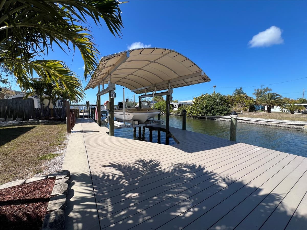 2650 COCO PLUM DRIVE — photo 2 of 52