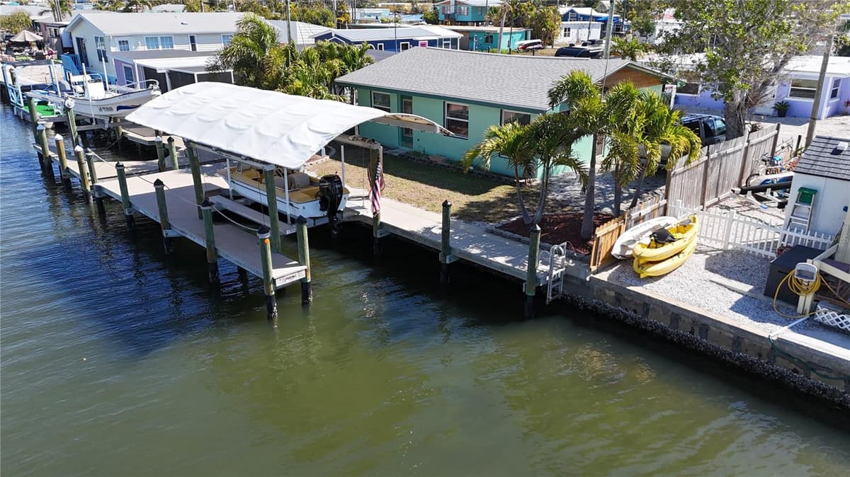 2650 COCO PLUM DRIVE — photo 3 of 52