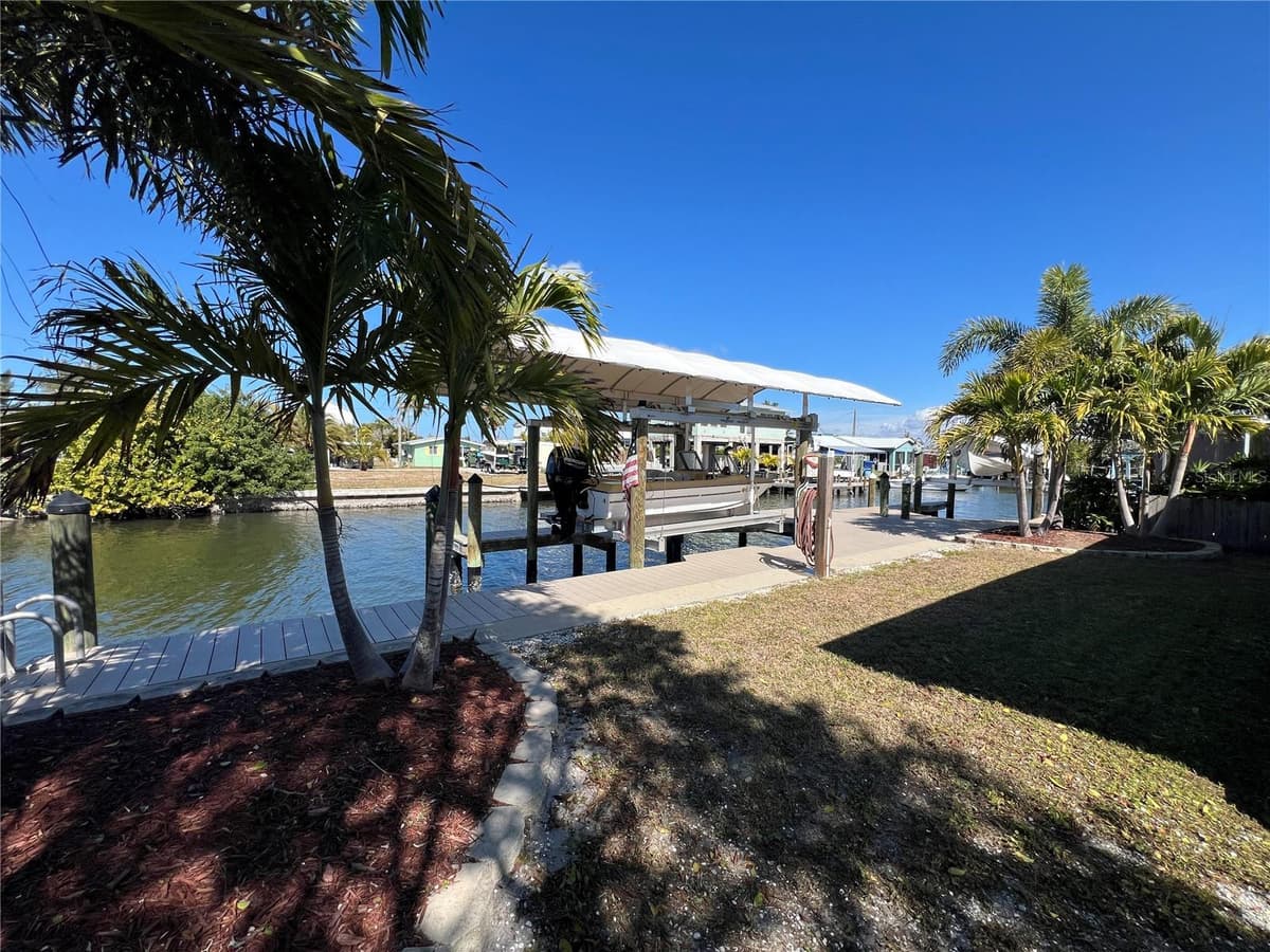 2650 COCO PLUM DRIVE — photo 47 of 52
