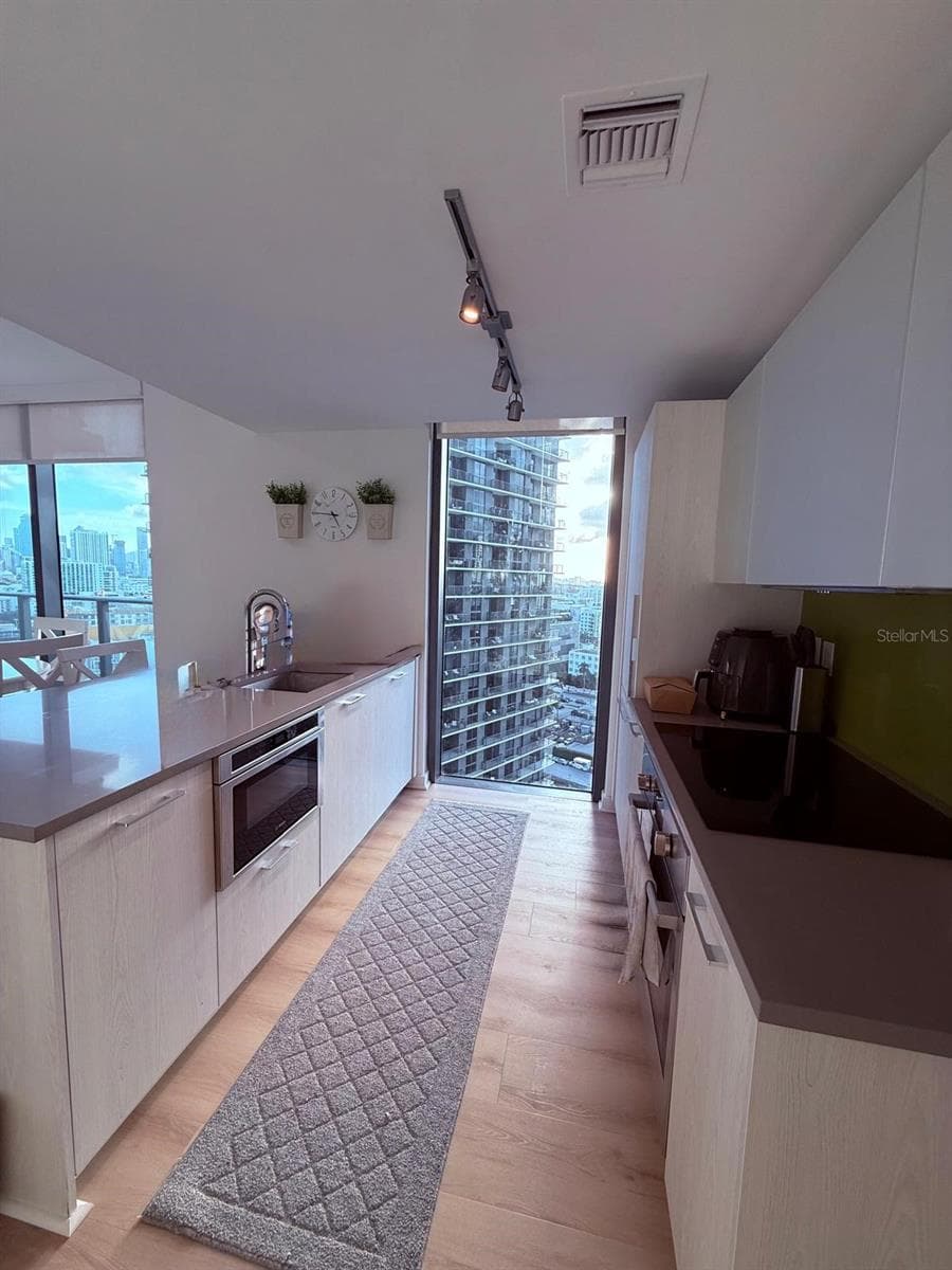 501 31ST STREET — photo 16 of 55