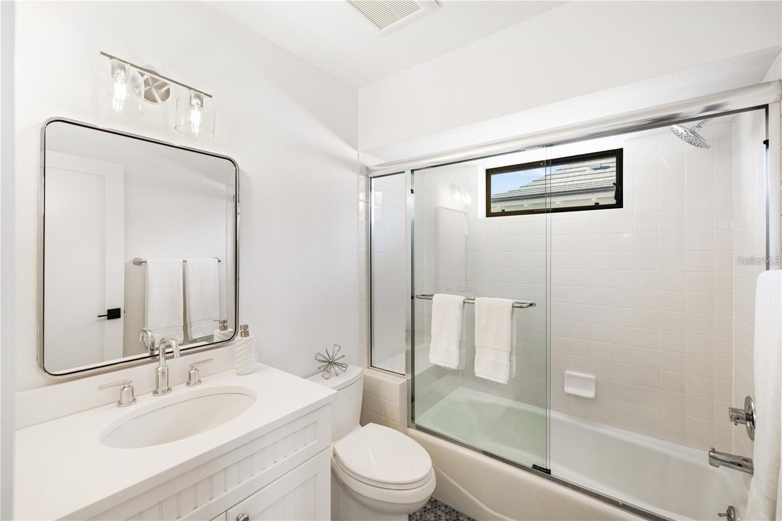 4046 HIGEL AVENUE — photo 78 of 100