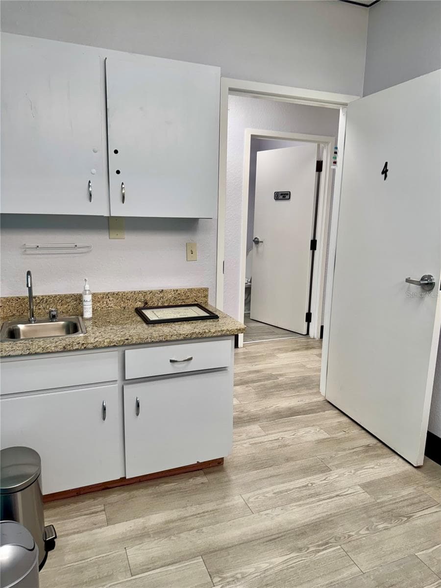 6801 US HIGHWAY 27 — photo 10 of 58