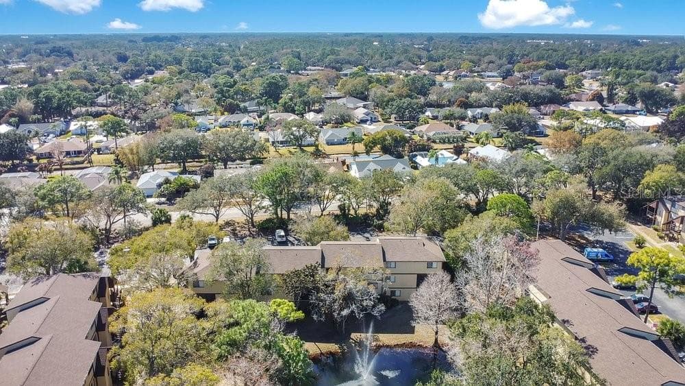 7814 SHADOWOOD DRIVE — photo 31 of 34