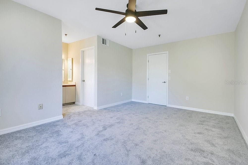 7814 SHADOWOOD DRIVE — photo 15 of 34