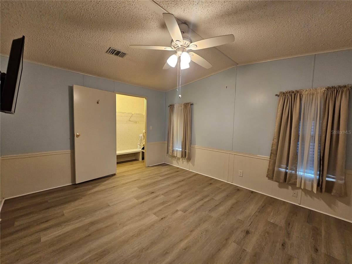 3309 EVELYN DRIVE — photo 31 of 50