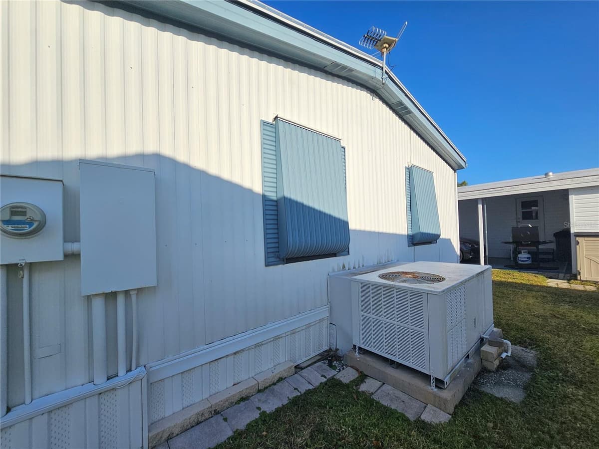 3309 EVELYN DRIVE — photo 47 of 50