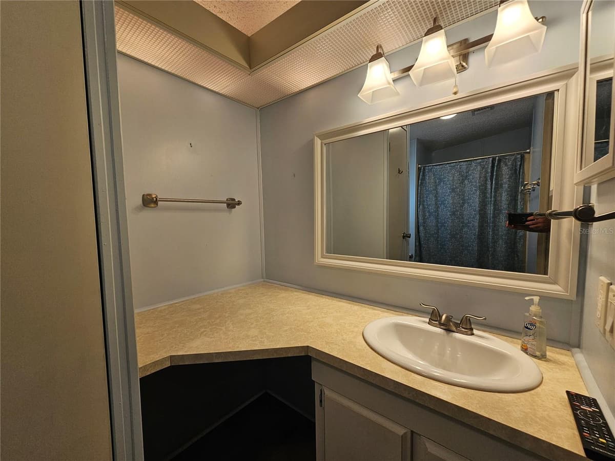 3309 EVELYN DRIVE — photo 27 of 50