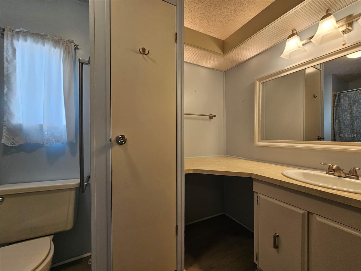 3309 EVELYN DRIVE — photo 29 of 50