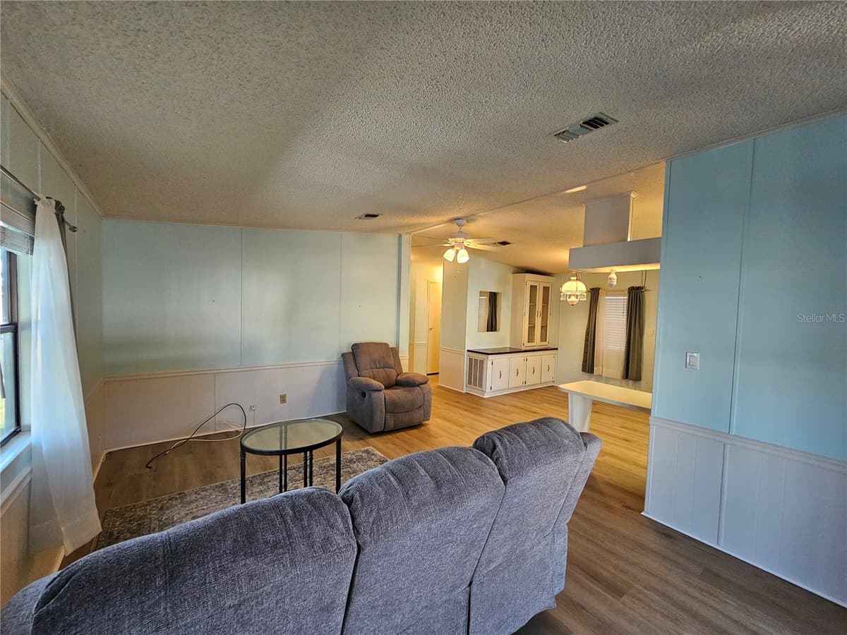 3309 EVELYN DRIVE — photo 15 of 50