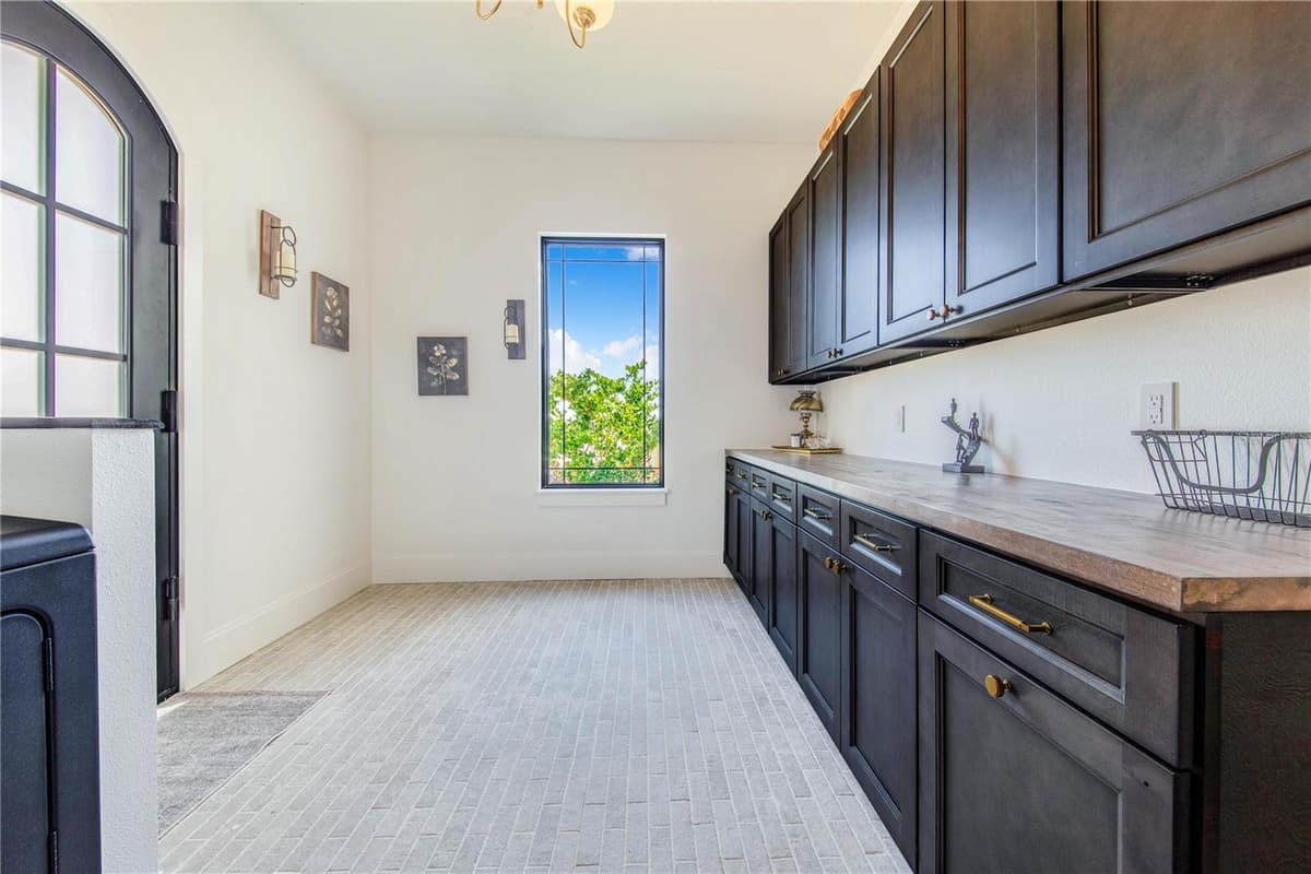 1109 MINUTE MANN ROAD — photo 36 of 84