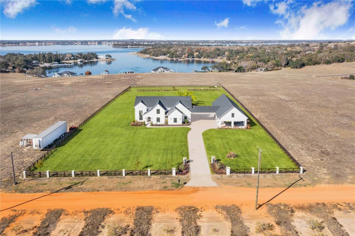 1109 MINUTE MANN ROAD — photo 3 of 84