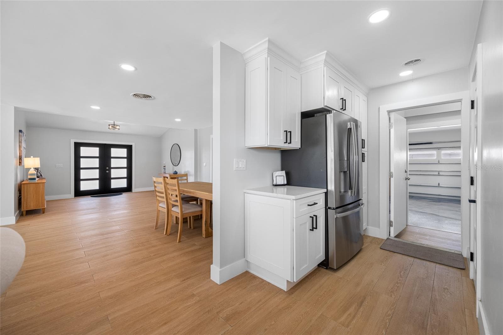 370 59TH AVENUE — photo 13 of 57