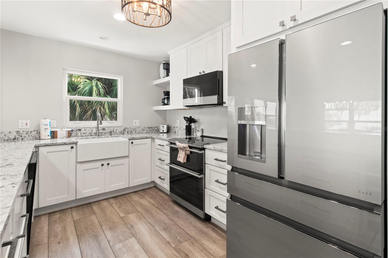 403 BAY BOULEVARD — photo 18 of 58